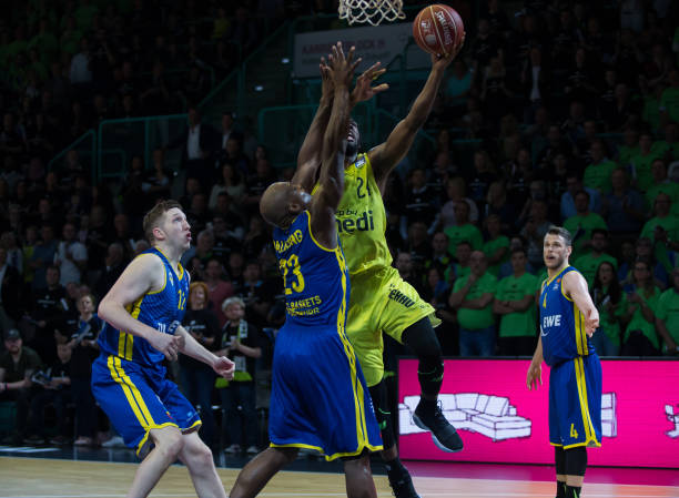 自本赛季关 自本赛季关