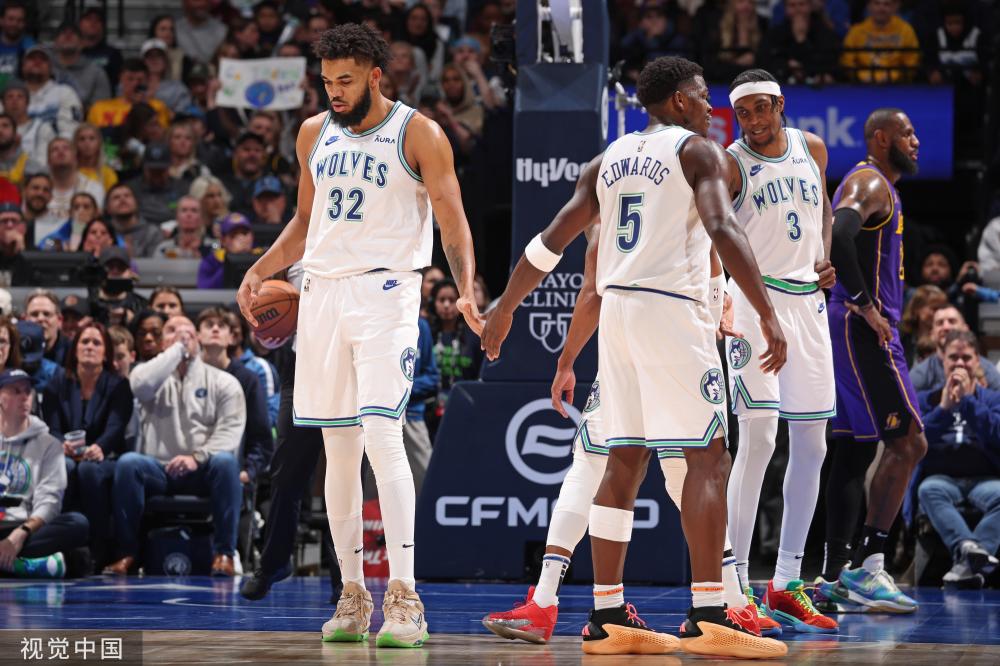 让我们期待 让我们期待