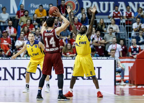 面对密集防 面对密集防